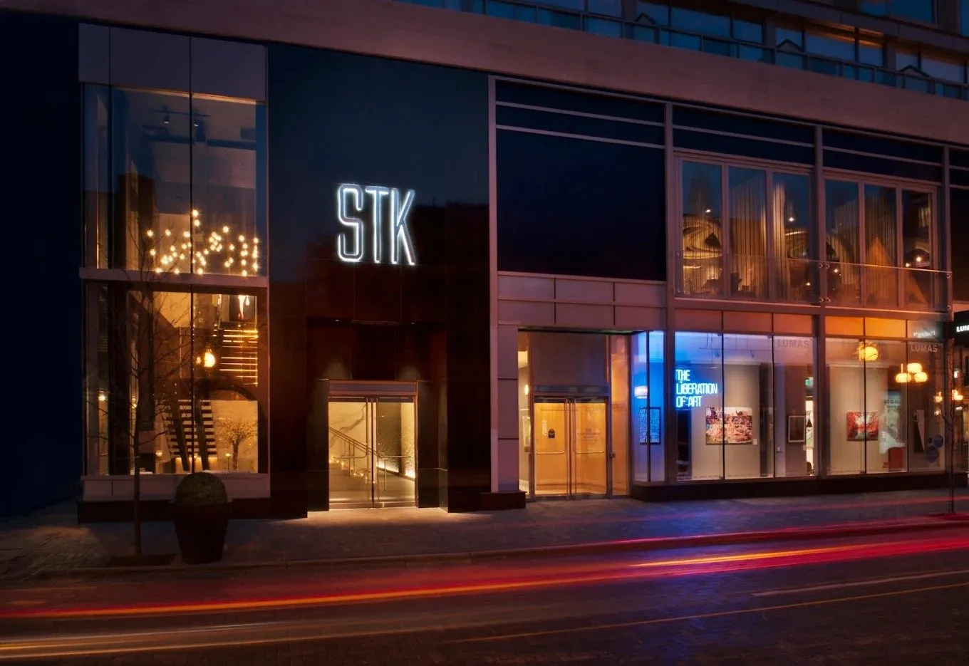STK Toronto bar and lounge